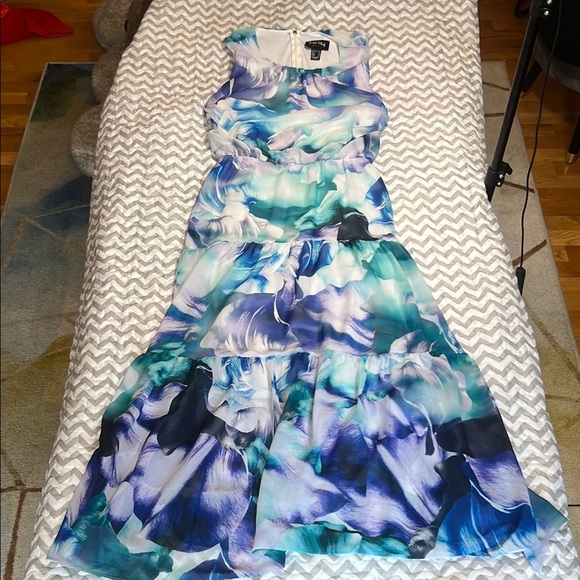 Joseph Ribkoff Signature Stunning Flowy Tropical Print Dress sz 16 - Picture 3 of 16